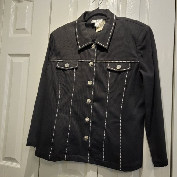 St. John Sport Black Jacket Women's L - Picture 1 of 6